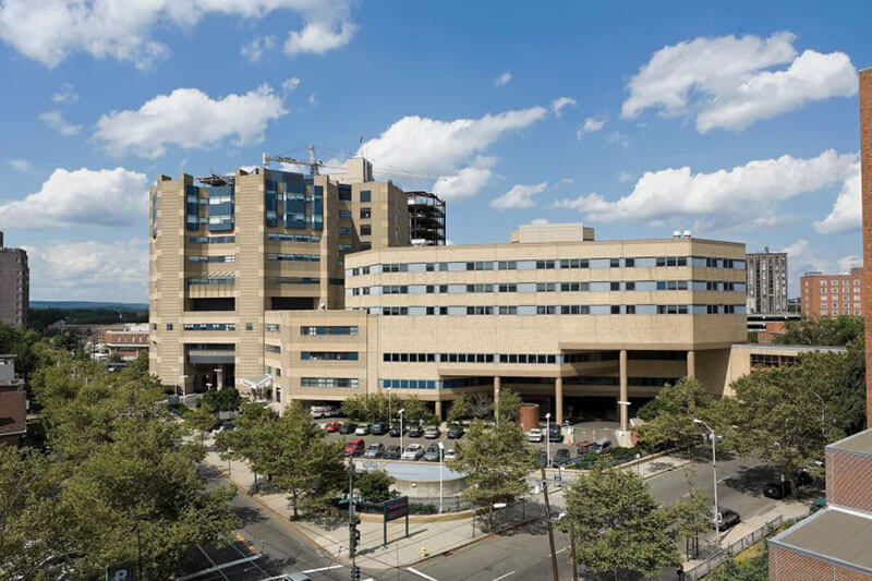 rank-8-yale-new-haven-hospital